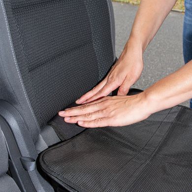 Комплект захисний килимок під автокрісло та органайзер на сидіння